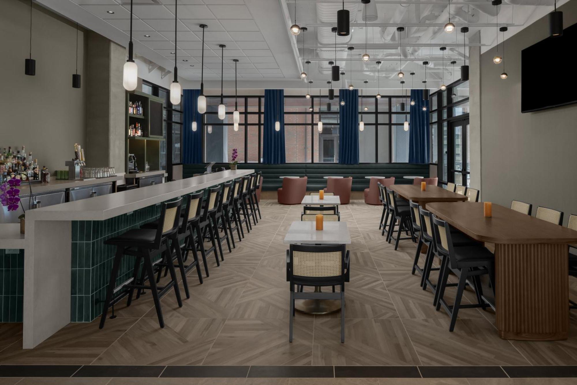 Отель Hyatt House Raleigh Downtown/Seaboard Station Экстерьер фото