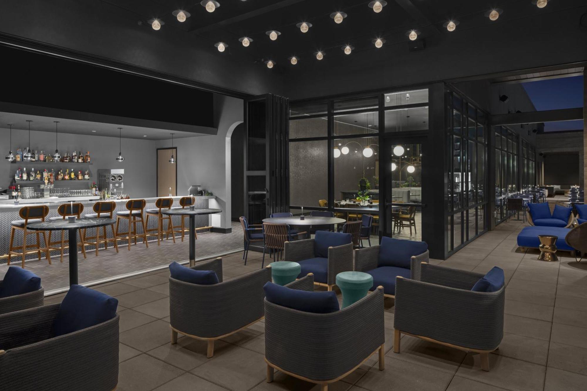 Отель Hyatt House Raleigh Downtown/Seaboard Station Экстерьер фото