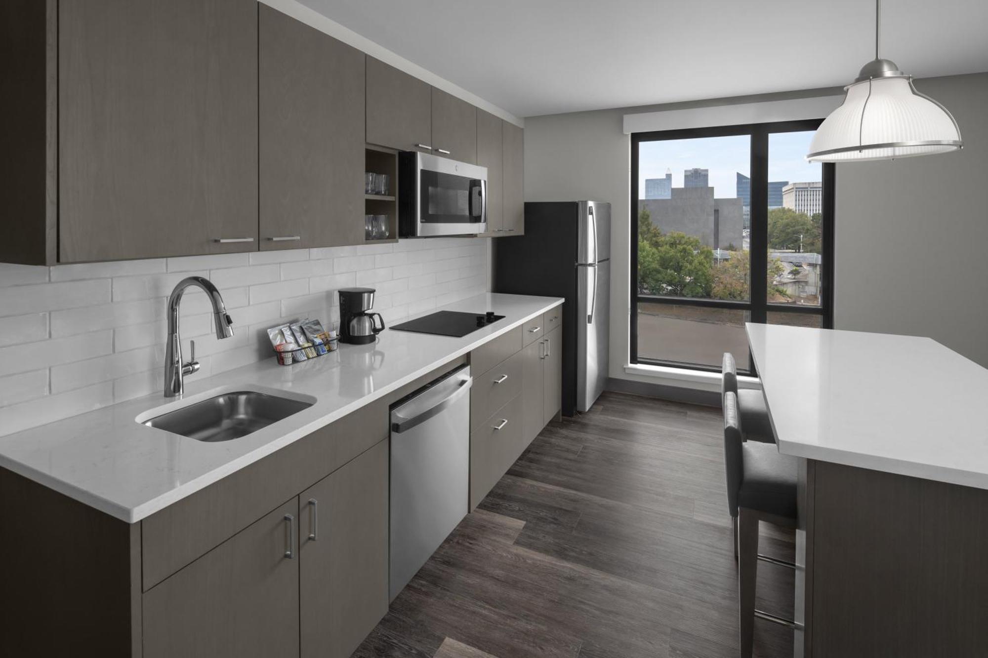 Отель Hyatt House Raleigh Downtown/Seaboard Station Экстерьер фото